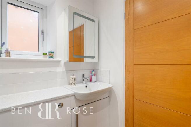 Bedroom Two Ensuite