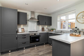 150, Strathaven Road, Hamilton ML3 7UX