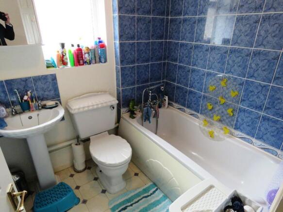 bathroom.JPG