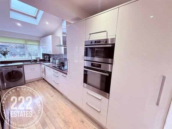 PHOTO-2026-03-16-19-51-44 (21).jpg