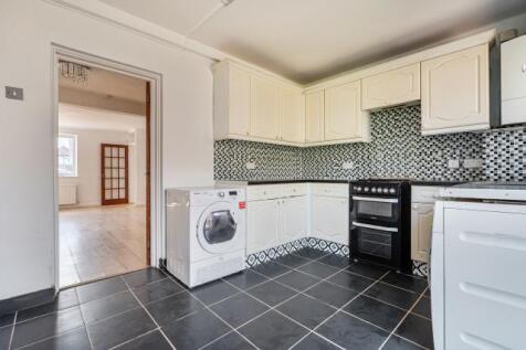 Myrtle Crescent, Slough