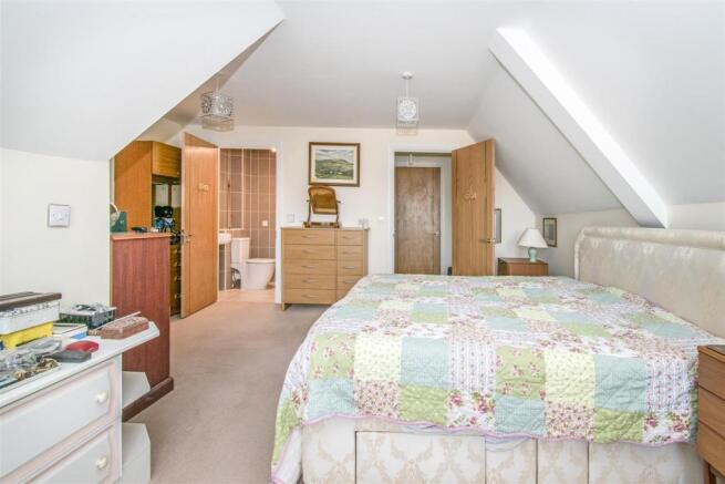 Bedroom.jpg