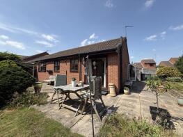22, Primrose Way, Leicester LE7 3UJ