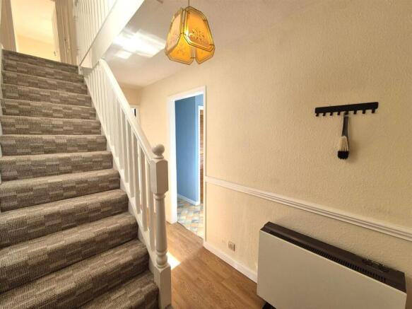 Hallway.jpg