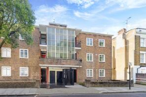 102, Alexander Road, London N19 4JN