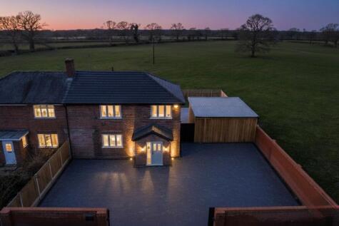 Chester Road, Tabley, Knutsford, WA16 0HH