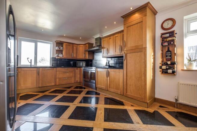 Kitchen/breakfast ro