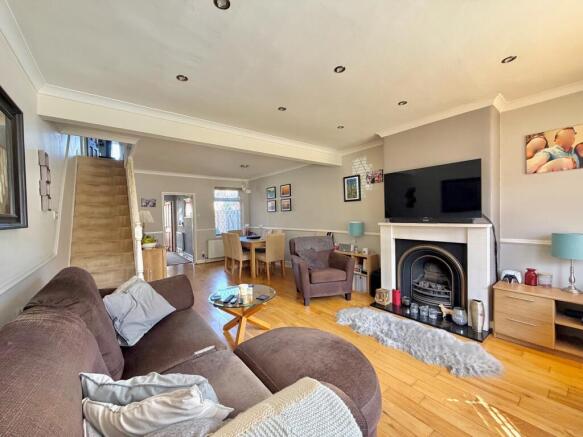 Living/Dining Area