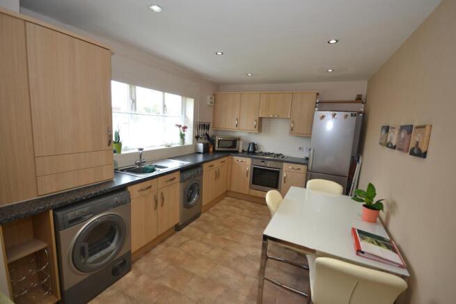 Kitchen/Dining Area
