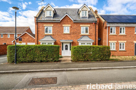 Twineham Road, Redhouse, Swindon, SN25