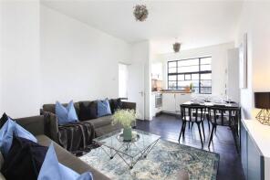 12, Trinity Close, The Pavement, London SW4 0JD