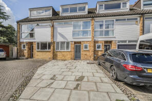 7, Oast House Close, Wraysbury, Staines-upon-thames TW19 5BX