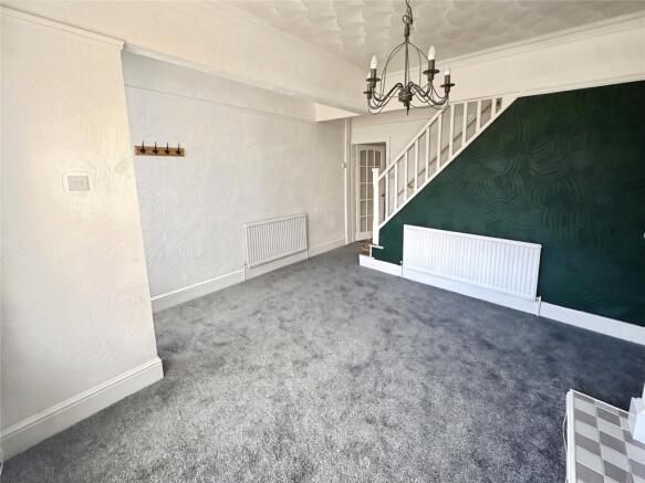 3 bed Terraced to rent Image 4