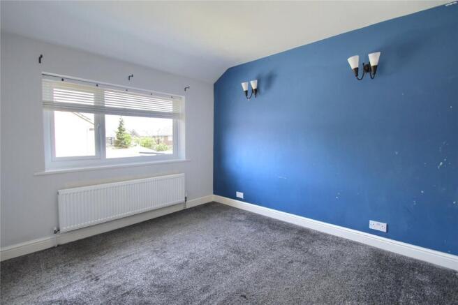 3 bed Semi-Detached for sale Image 8