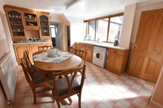Kitchen / DIner