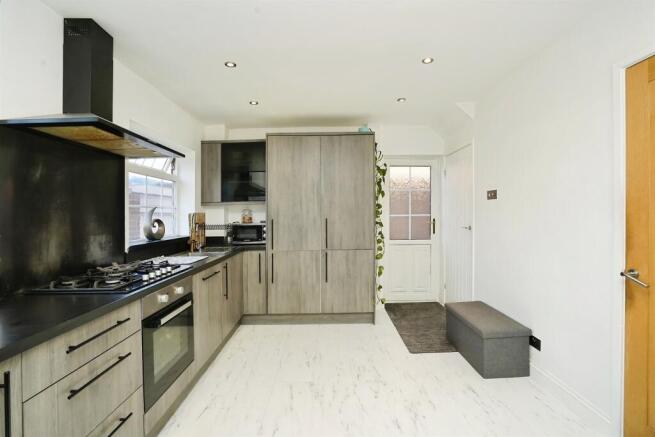 3 bed Detached for sale Image 5