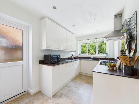 52 Winchester Drive, Muxton photo 3