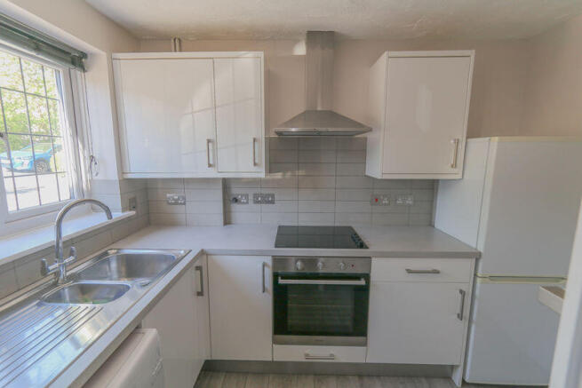 Modern fitted Kitchen