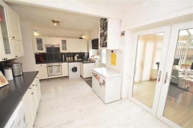 KITCHEN/ BREAKFAST