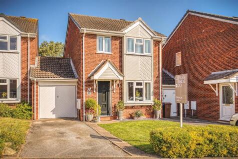 Goodwood Close, Stretton, Burton-On-Trent