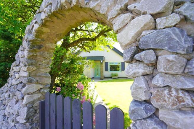 Featured Entrance