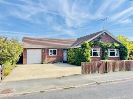 Lindens, Linnards Lane, Wincham, Northwich CW9 6ED