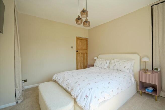 2 bed Semi-Detached for sale Image 11