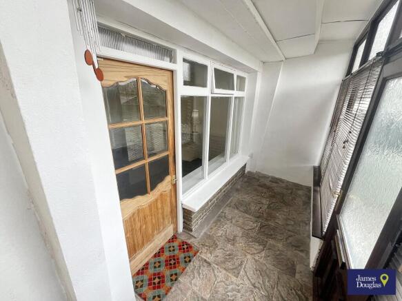EntrancePorch (1)