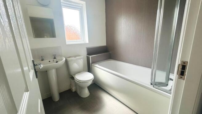 3 bed Semi-Detached for sale Image 9