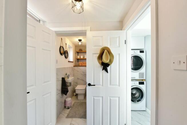3 bed Semi-Detached for sale Image 6