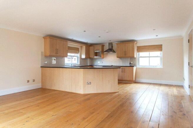 Living/Dining Area