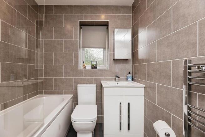 2 bed Semi-Detached for sale Image 10