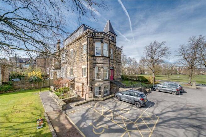 2 bed Apartment for sale Image 6