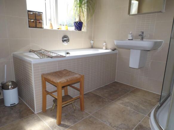 Ensuite