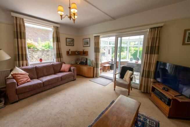 Tredavoe Living Room 3.jpg