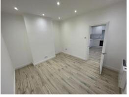 200, Oxford Road, Reading RG30 1AB