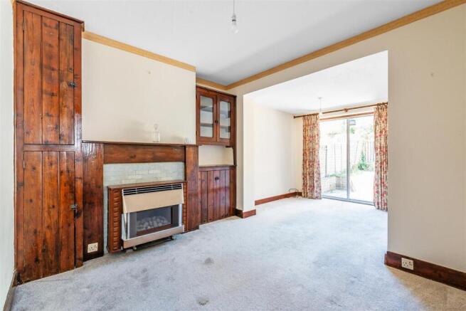 Simmil Road, Claygate, KT10 photo 4