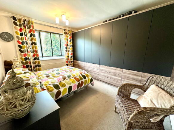 2 bed Detached Bungalow for sale Image 10