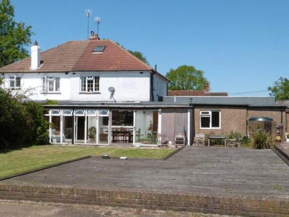 Garden to House