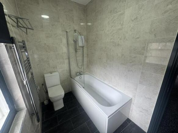 1 bed Apartment to rent Image 11