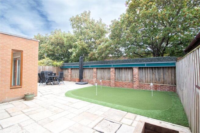 3 bed Detached for sale Image 10