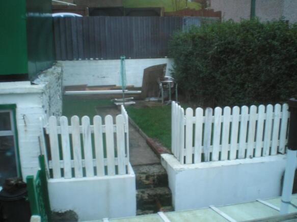 Photo 10