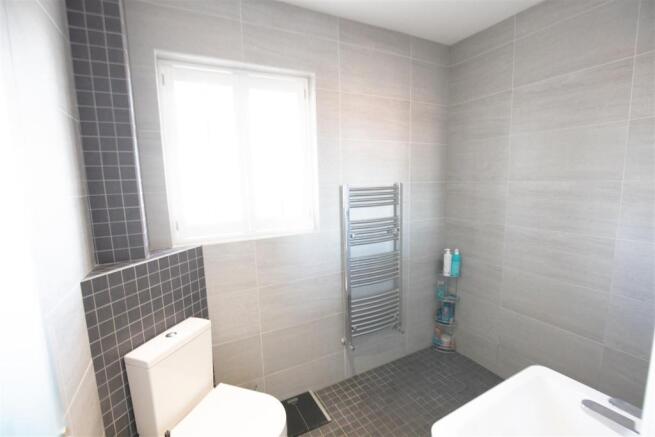 En suite Shower Room