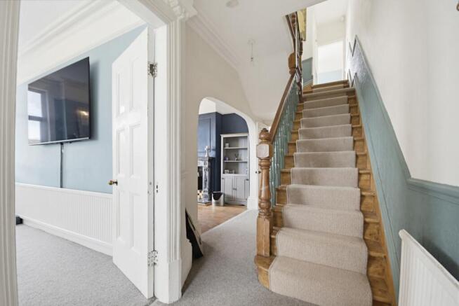 3 bed Semi-Detached for sale Image 4