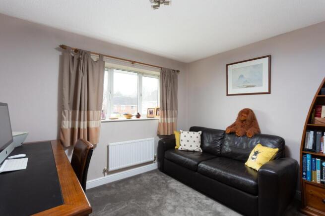 4 bed Detached for sale Image 11