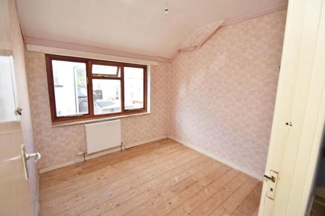 8 Water Street, Aberarth, Dyfed, SA46 0LN
