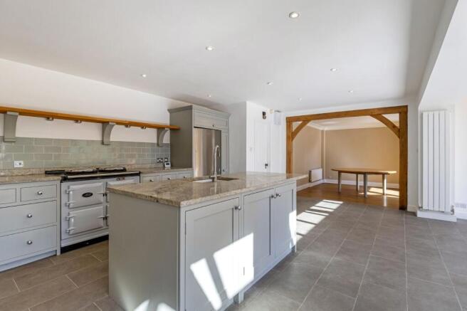 Kitchen/Breakfast