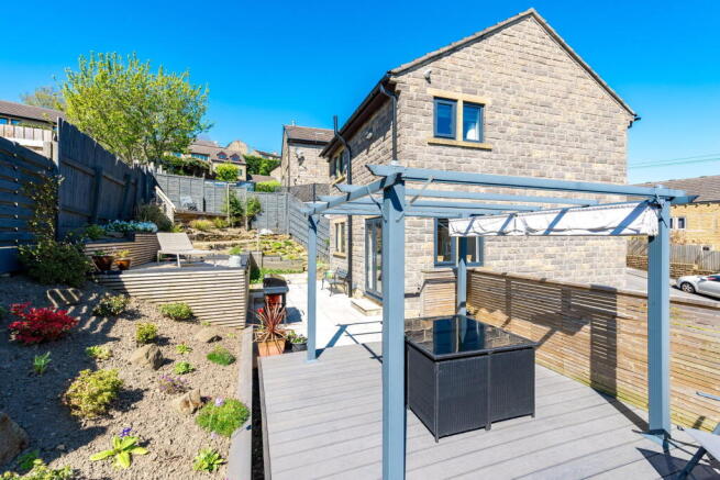 3 bed Detached for sale Image 11