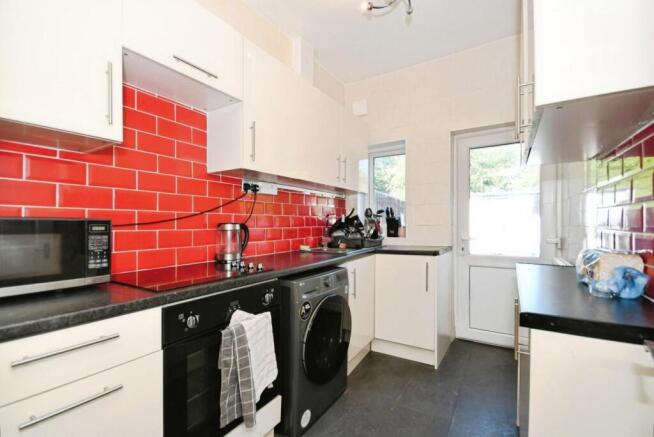 KITCHEN.jpg