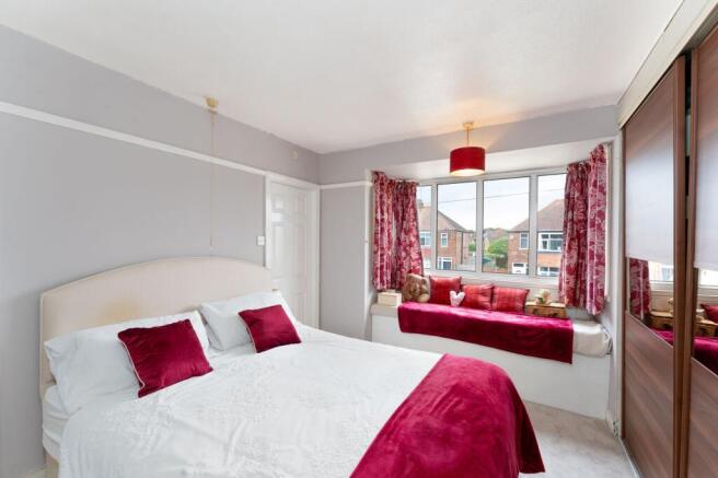 4 bed Semi-Detached for sale Image 7